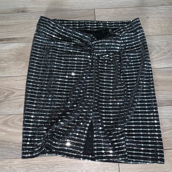 6- Missguided mirror sequin split front mi… - Picture 9 of 15